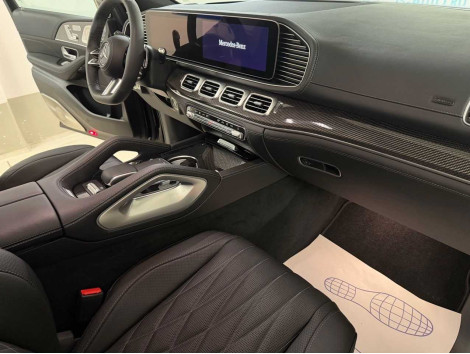 Mercedes-Benz GLS450d (4MATIC)