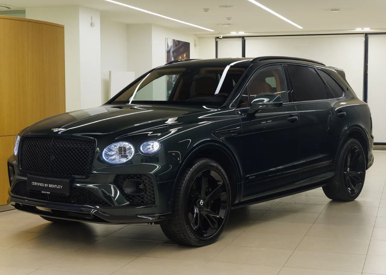 Bentley Bentayga Azure 2023